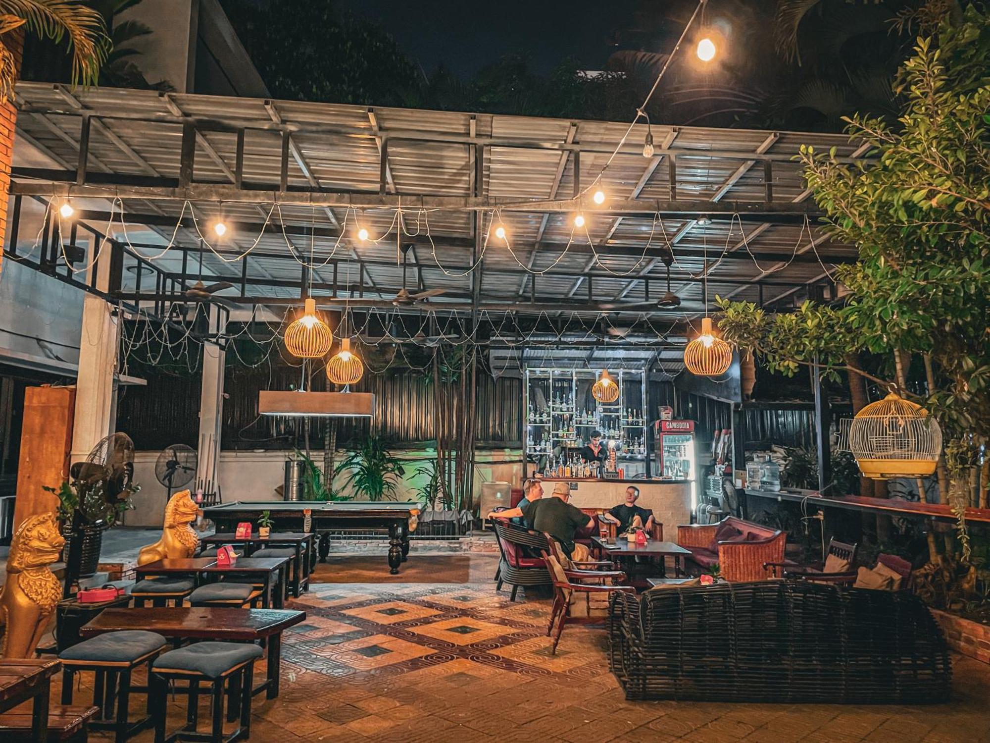 Birdcage Boutique Phnom Penh Exterior foto